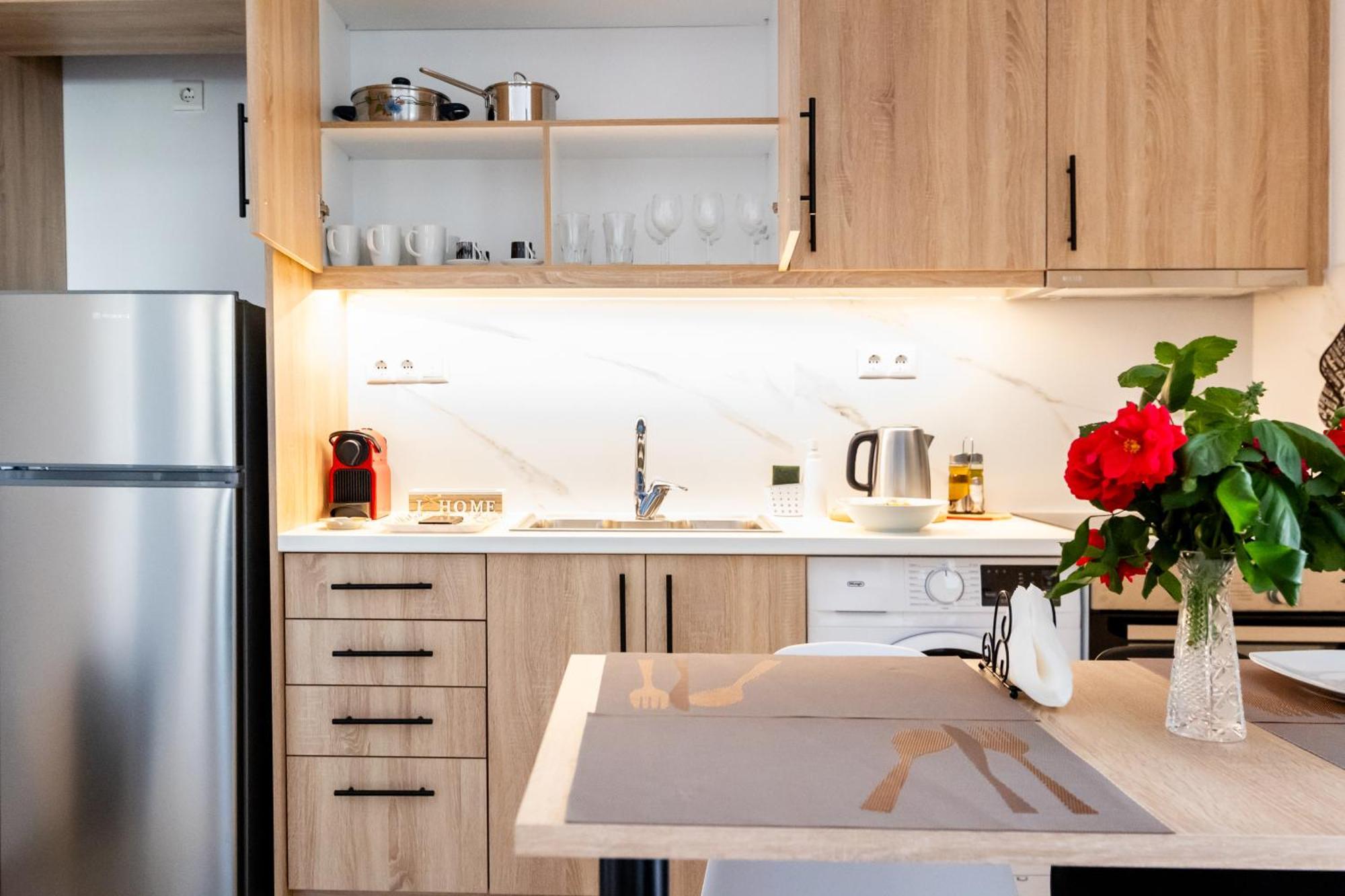 Pagani Urban - Premium Private Apartment Kalamáta Kültér fotó