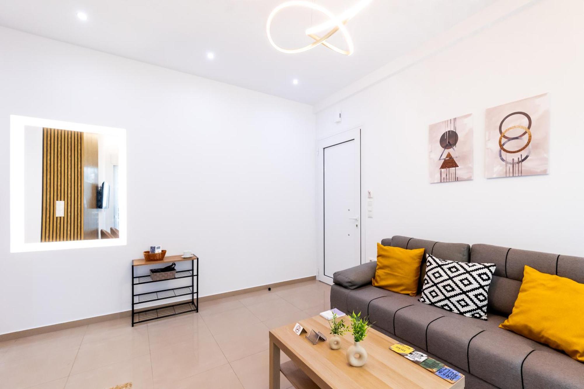Pagani Urban - Premium Private Apartment Kalamáta Kültér fotó